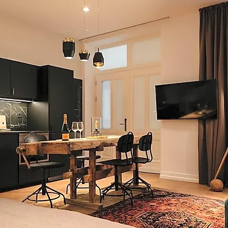 Hotel apartamentowy Tg