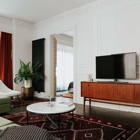 Tg 4* بودابست