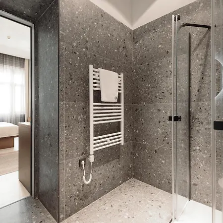 Aparthotel Tg *