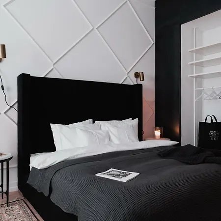 Tg Aparthotel *