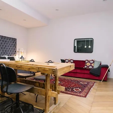 Tg Aparthotel